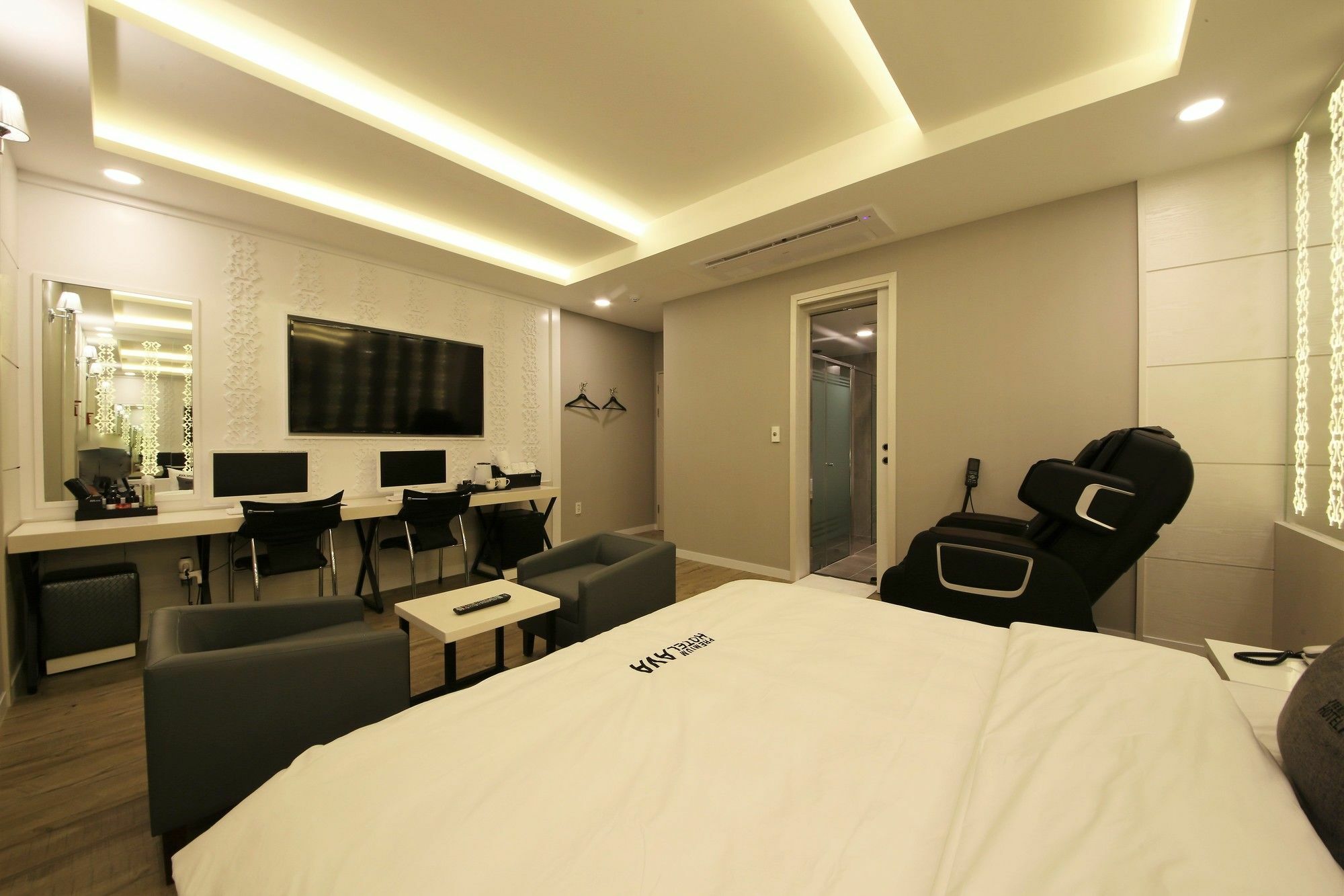 Premium Ava Hotel Busan Exterior photo